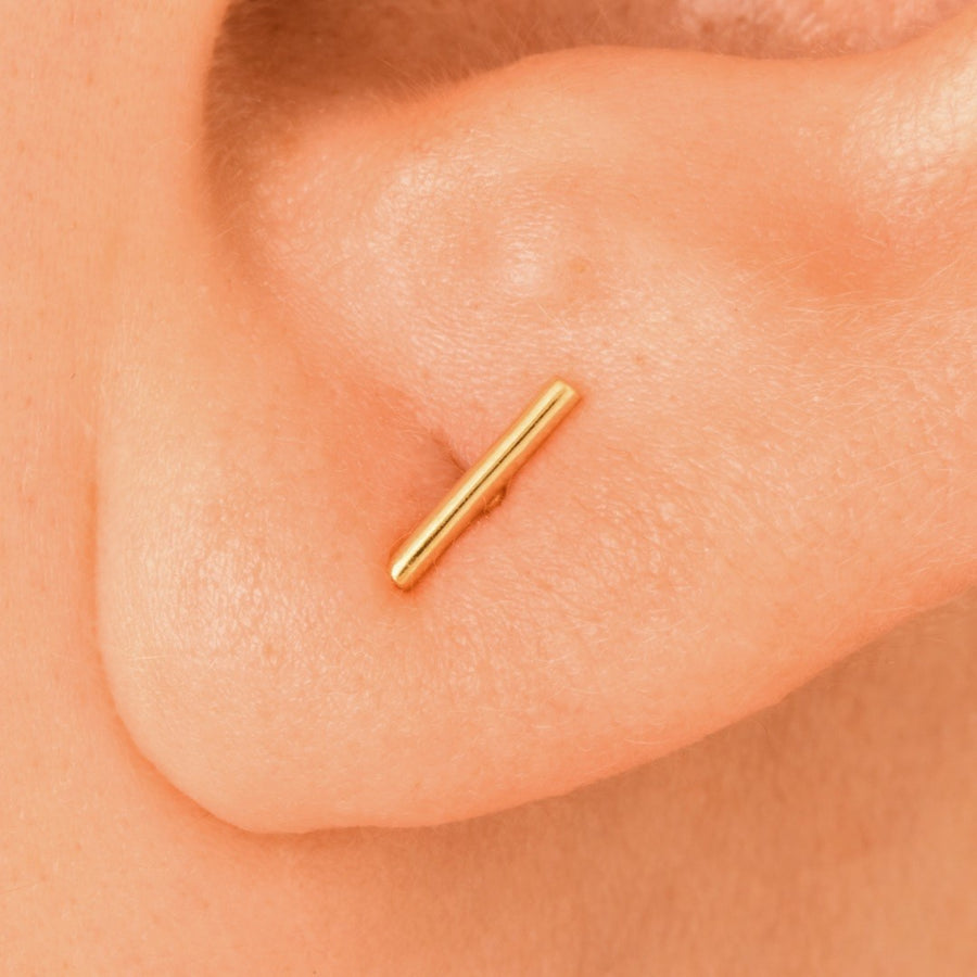 9ct Plain Gold Bar Stud Earring